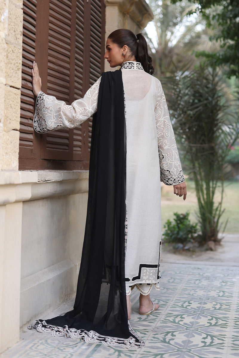 Sania Maskatiya | Mirra Luxury Pret 25 | Raisa