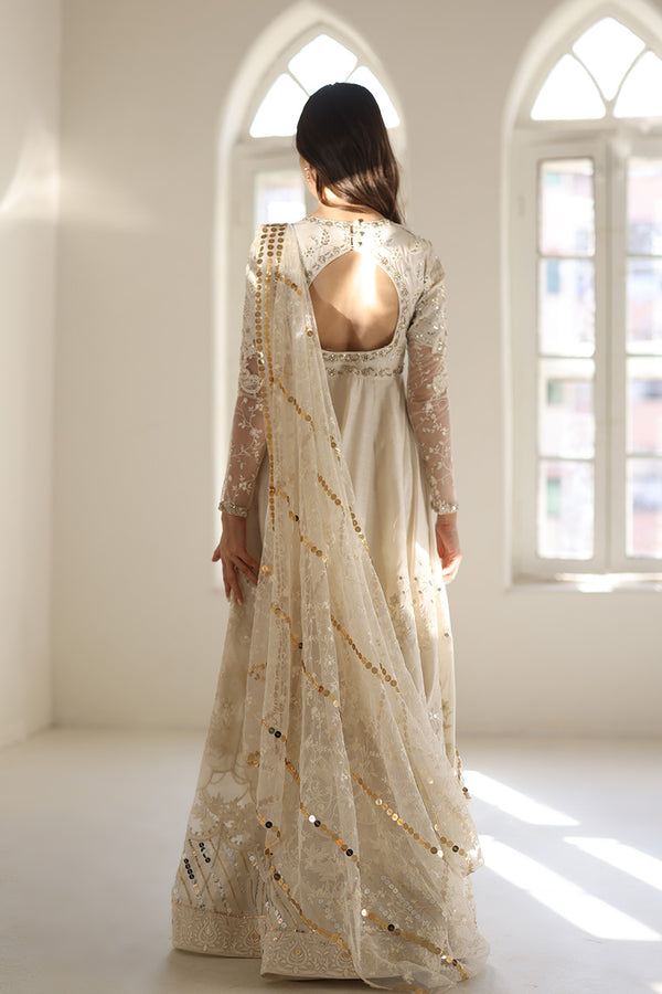 Sania Maskatiya | Cira Formals 25 | Syra