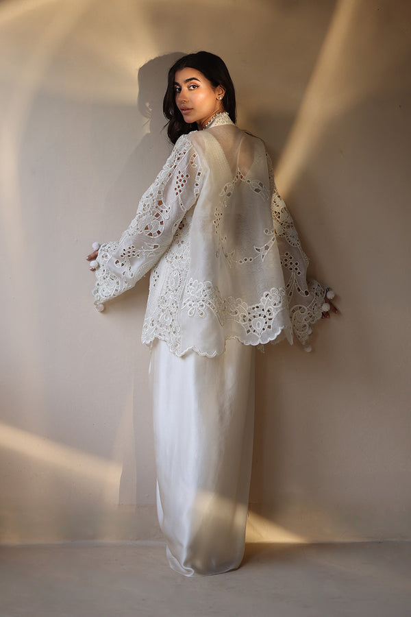 Sania Maskatiya | Cira Formals 25 | Omir