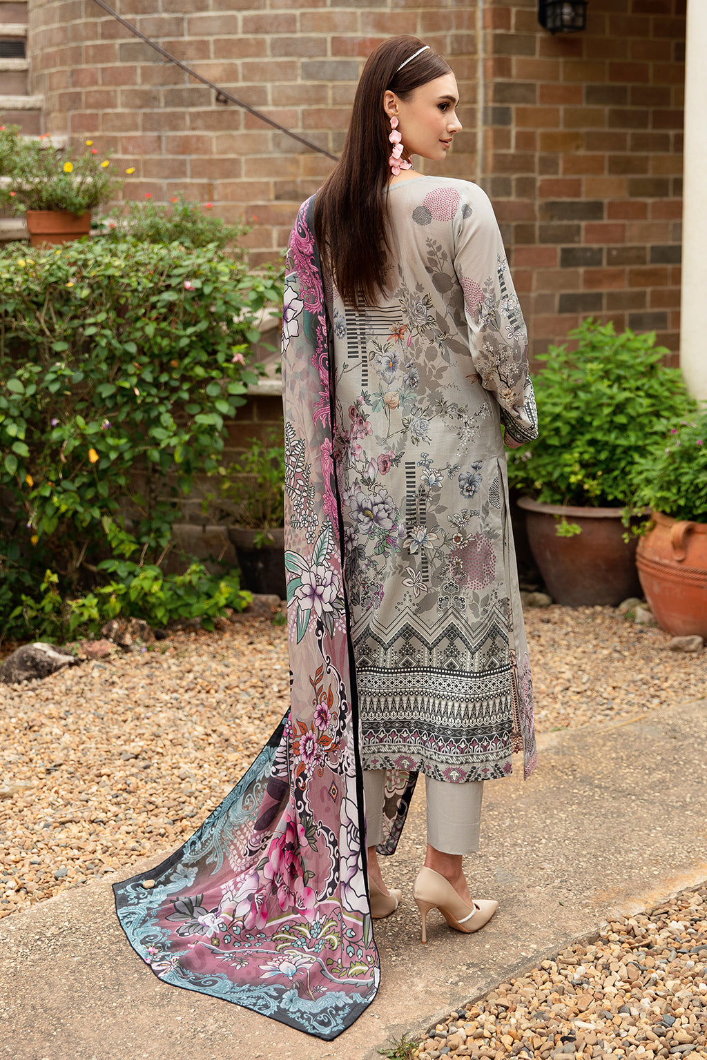 Ramsha | Riwayat Lawn Collection | Y-902