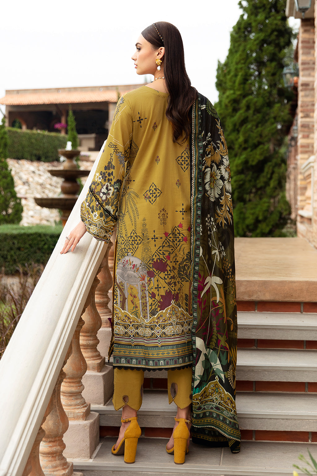 Ramsha | Riwayat Lawn Collection | Y-910