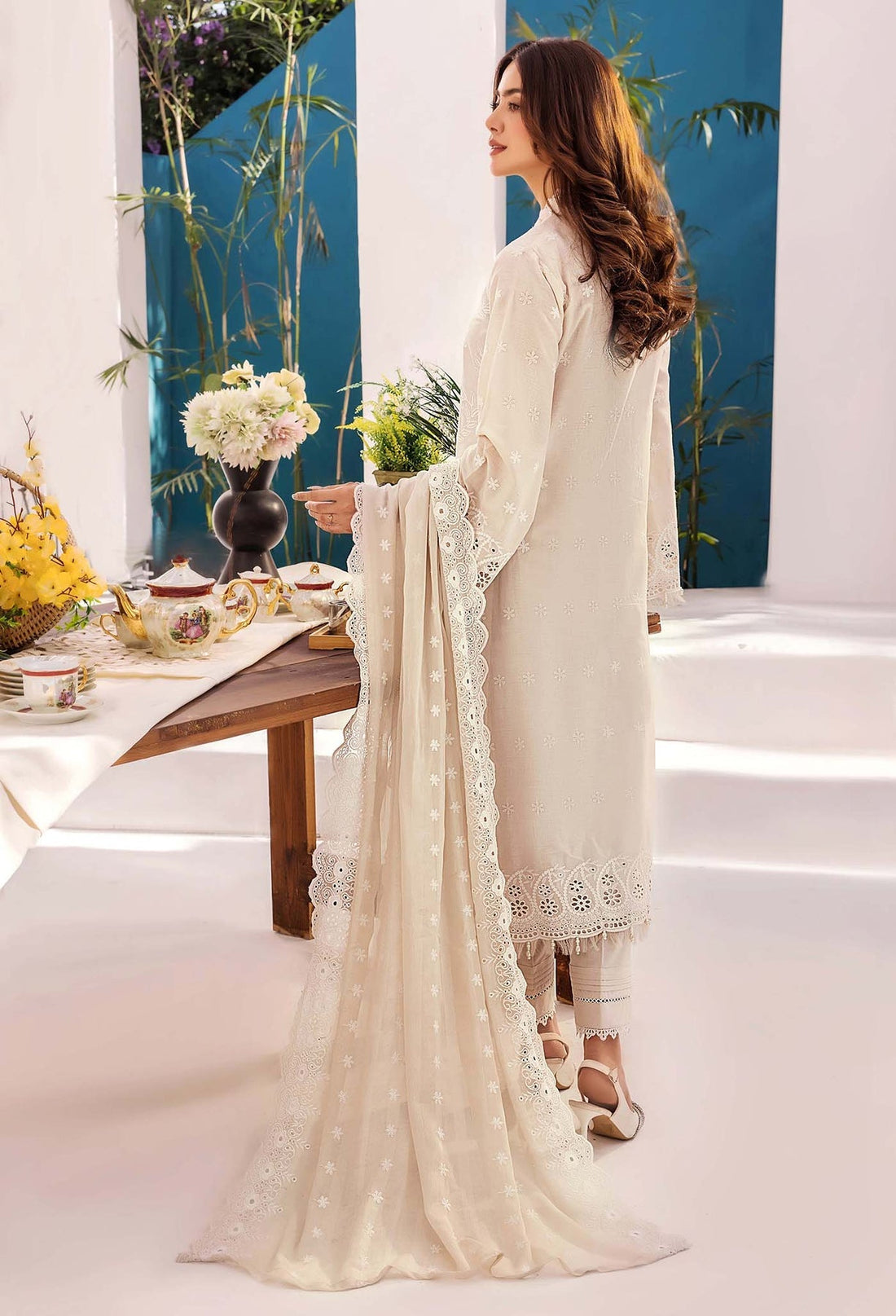 Adans Libas | Stella Chikankari 25 | 1024