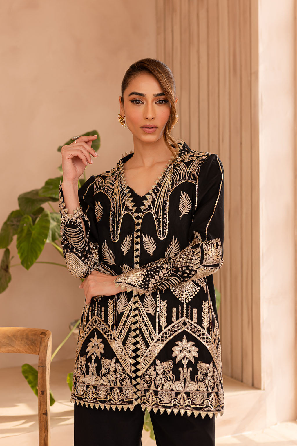 Vanya | Veranda Fromals | VR-01