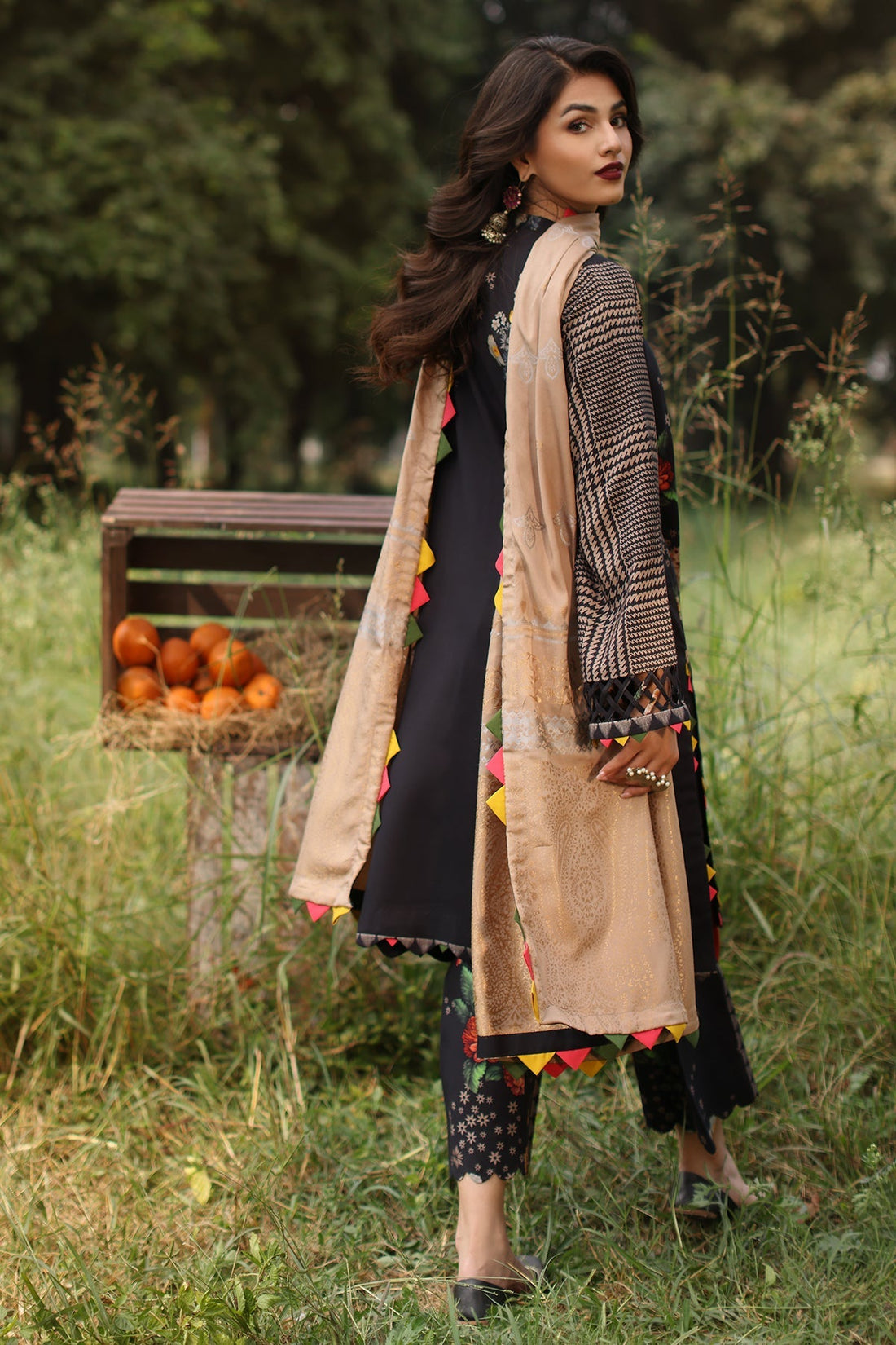 Charizma | Signature C Print | SPW4-10