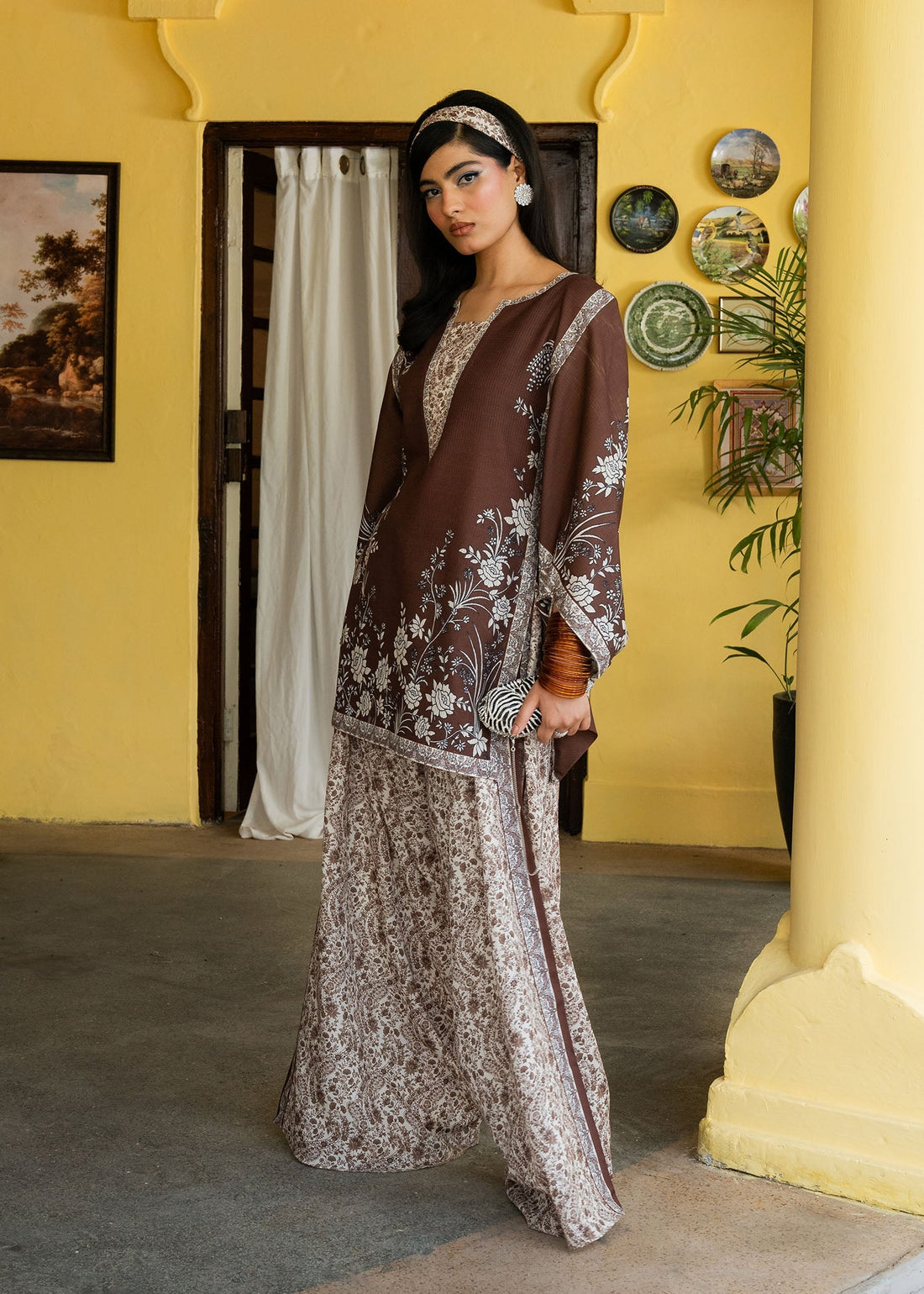 Maria Osama Khan | Retro Lawn 25 | Laleen