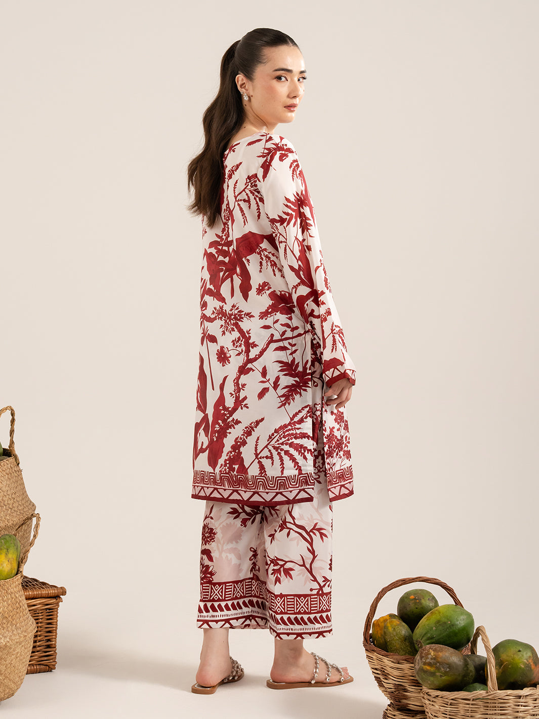 Izel | Sunset street Pret | DUNE