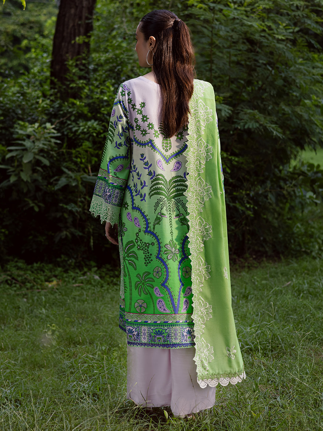 Mahnur | Gardenia Khaddar 25 | GR-07