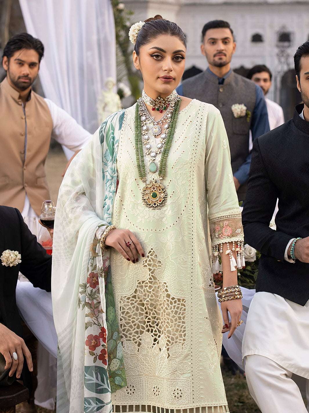 Mahnur | Mahrukh Luxury Lawn 24 | LILLY