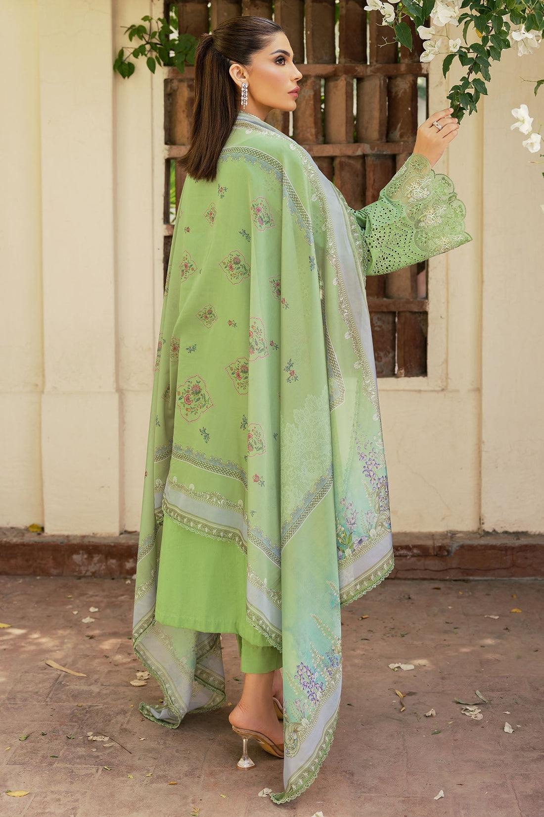 Motifz | Summer Lawn 24 | 4703