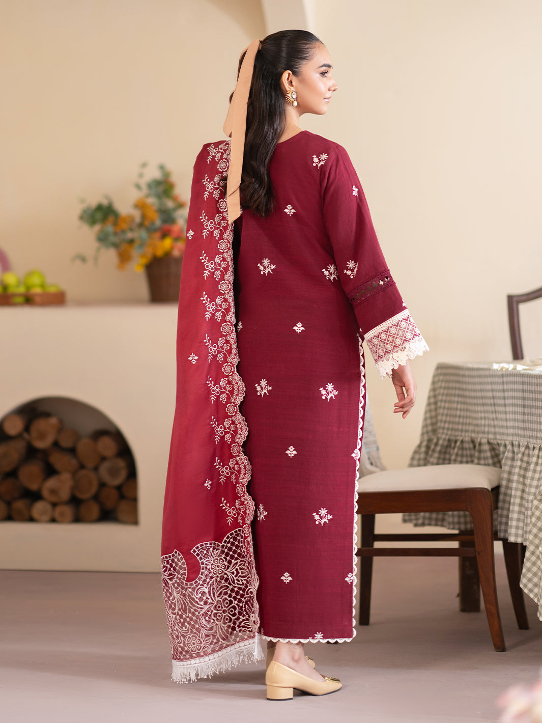 Mahnur | Leila Winter 24 | Selene