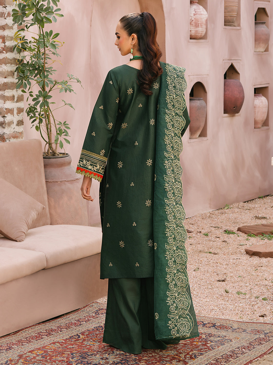 Mahnur | Masakali Luxury Lawn 24 | MK 04 - B