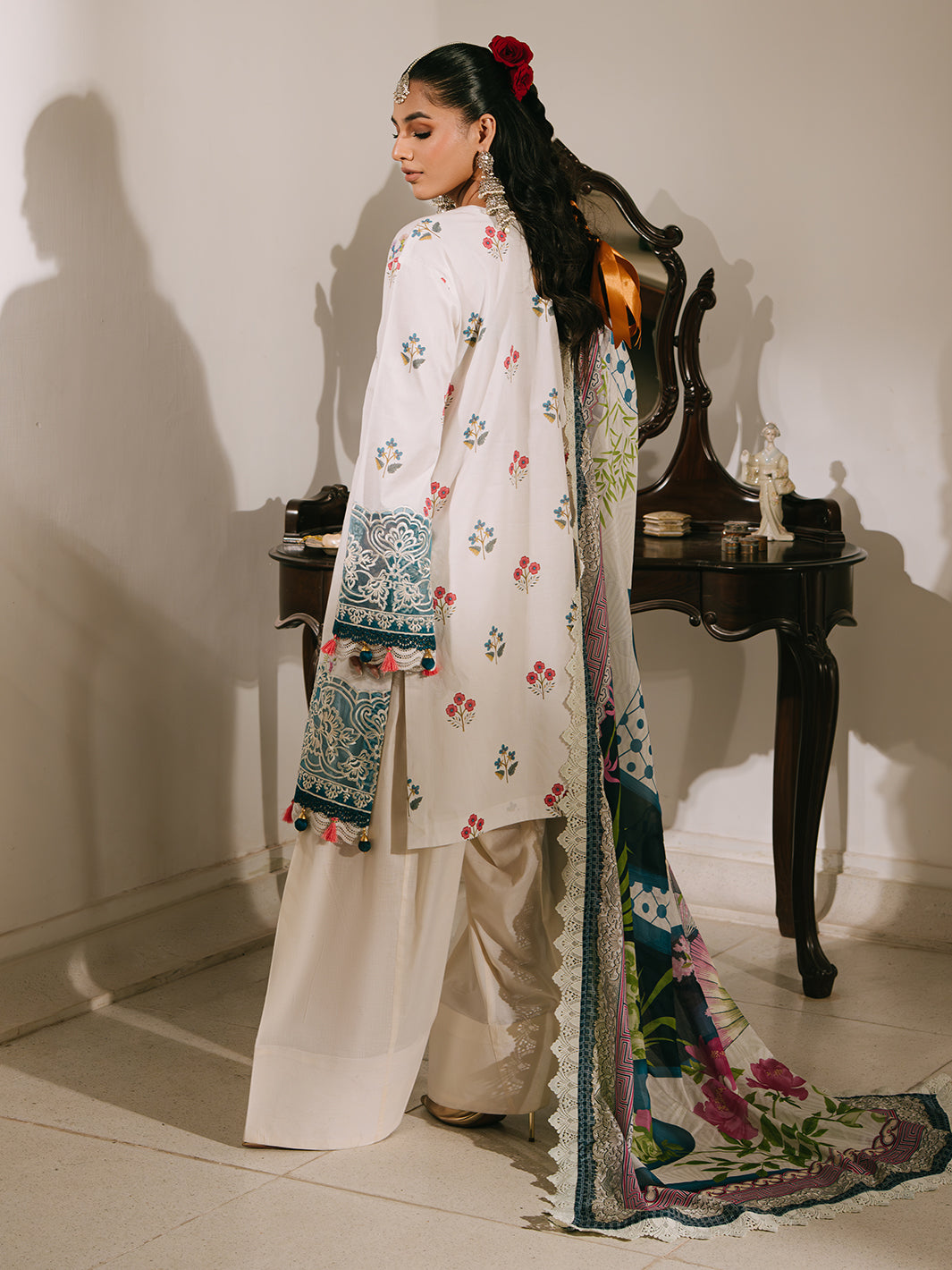 Mahnur | Shanaya Luxury Lawn 25 | Rangrez