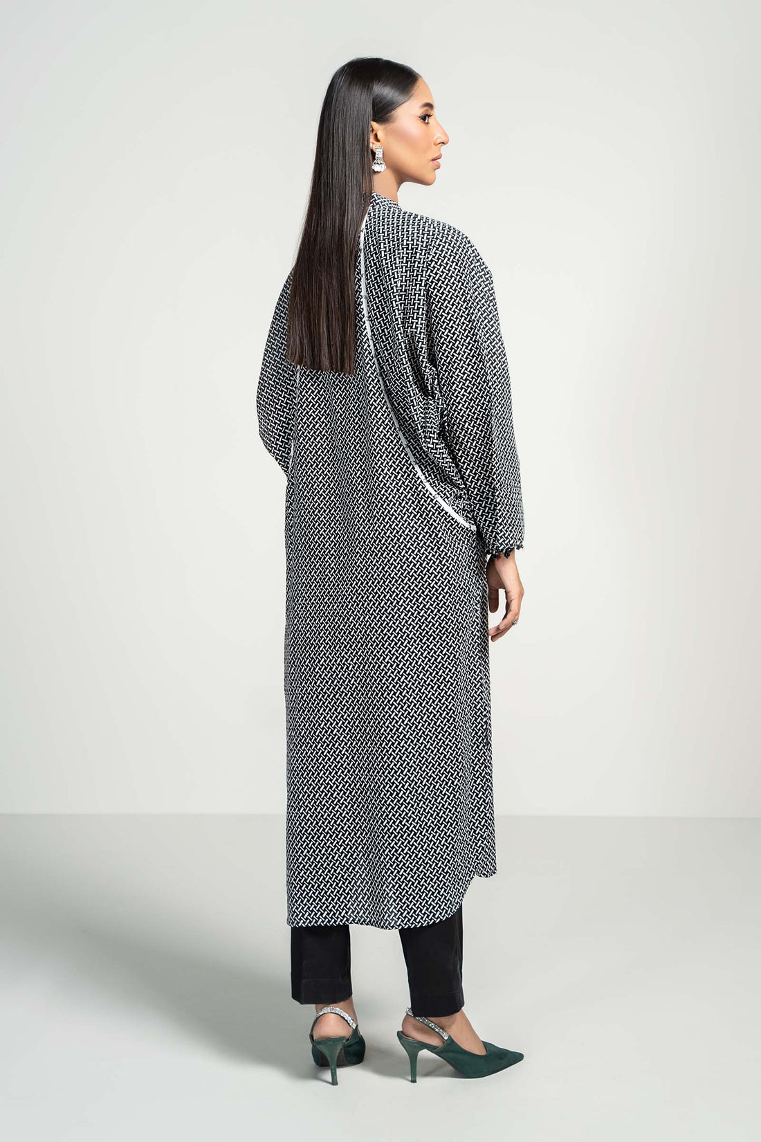 Maria B | Luxury Winter Pret 25 | PS-PF24-09-Black