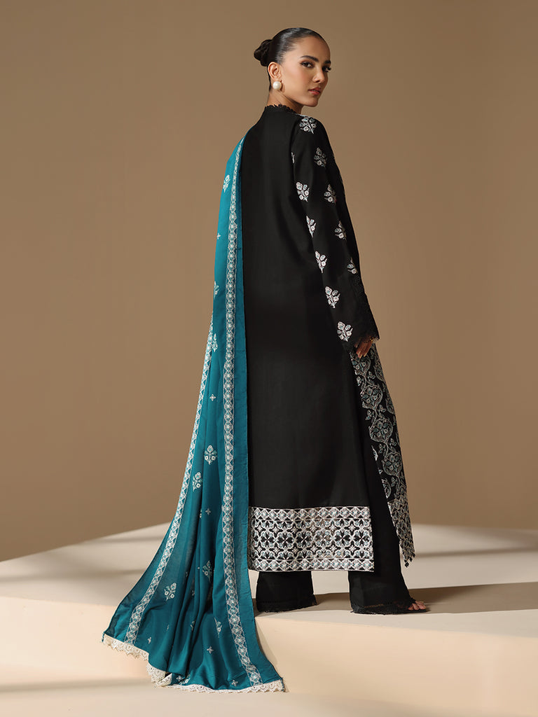 Rajbari | Nissa Embroidered Shawl | Embroidered Shawl Series 04