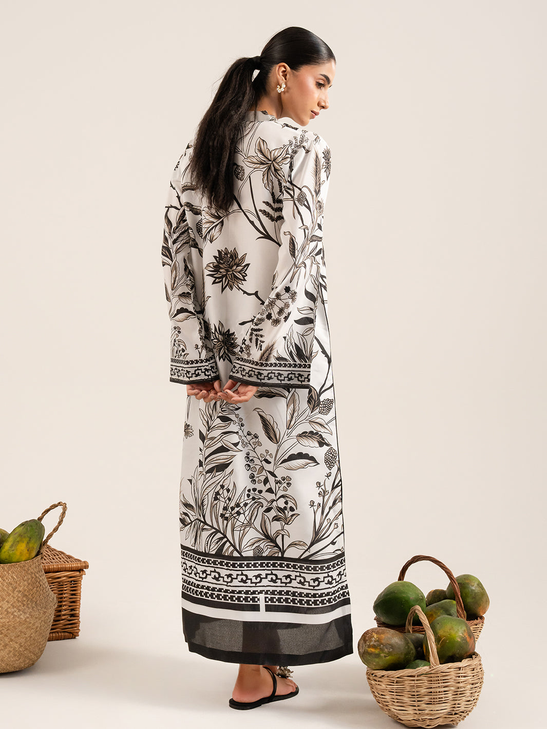 Izel | Sunset street Pret | SORA