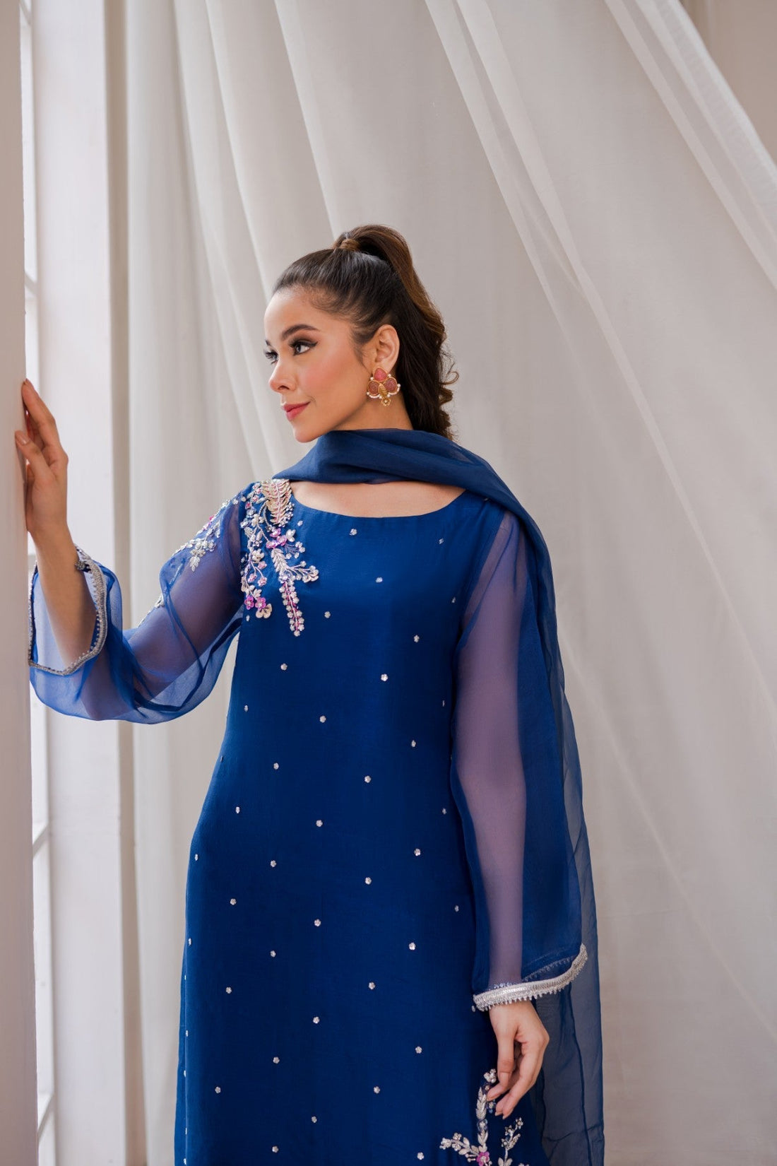 Tabyaa | Luxury Formals | RS23-2