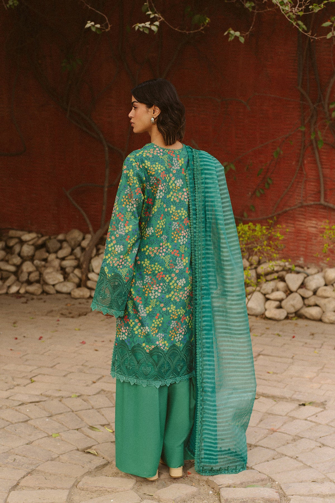 Ayzel | The Bare Minimum | Sanya