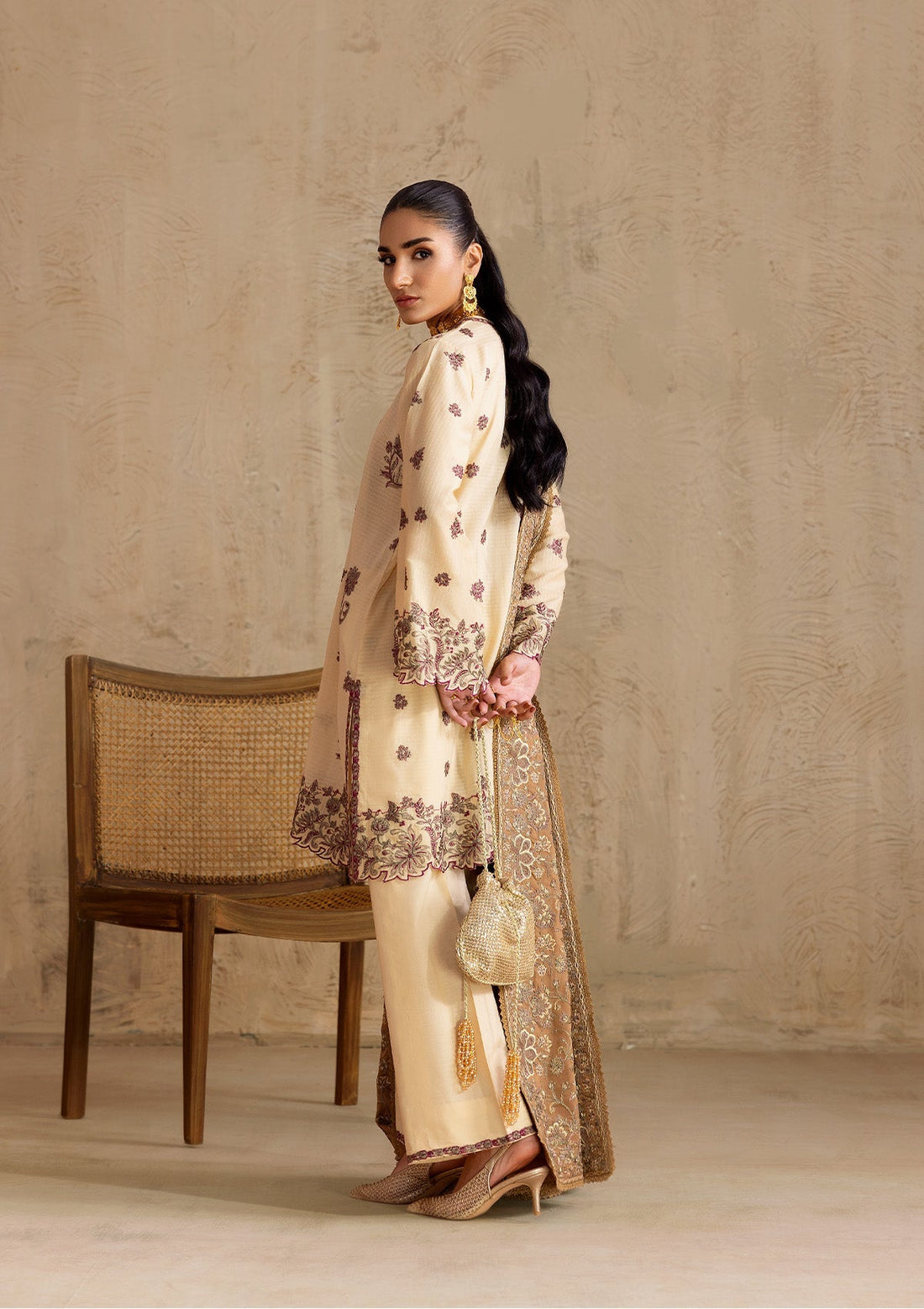 Aik Atelier | RTW 25 | LOOK 01