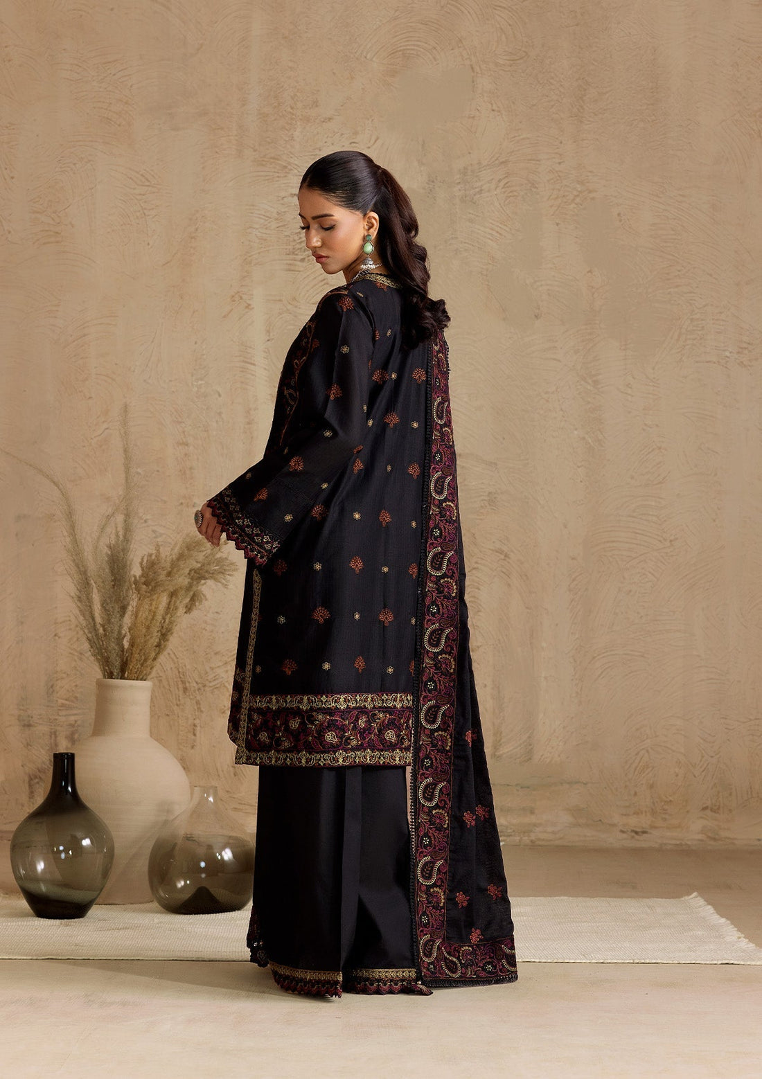 Aik Atelier | RTW 25 | LOOK 06