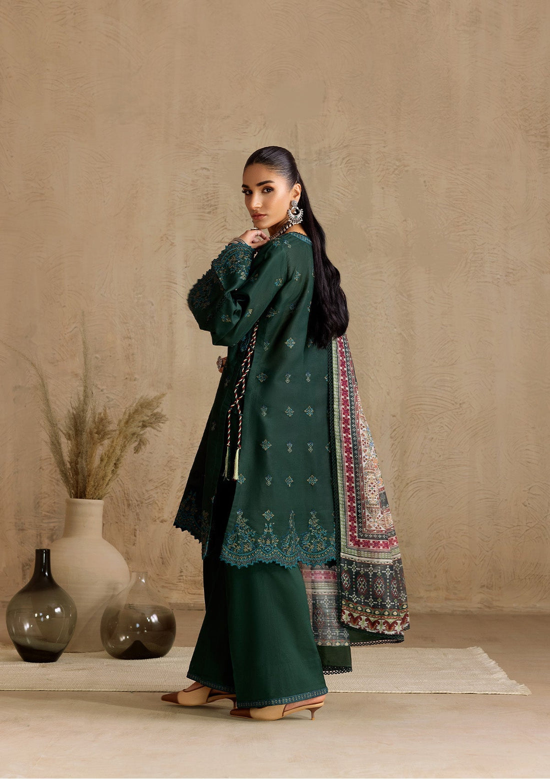 Aik Atelier | RTW 25 | LOOK 07