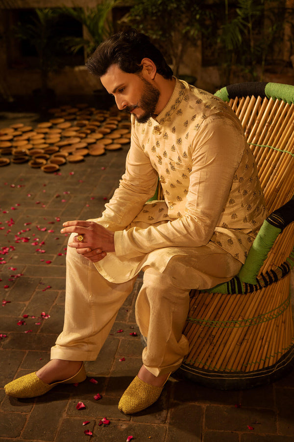 Pakistani Menswear | MAYA-JAHAAN