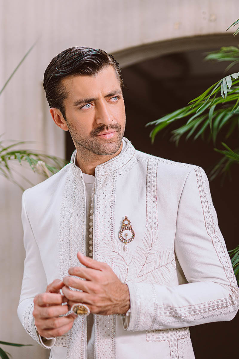 Pakistani Menswear | MNR-QAMAR