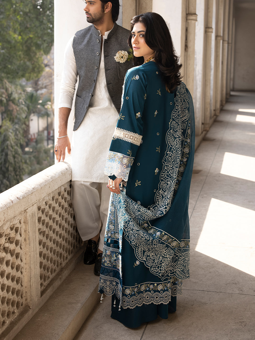 Mahnur | Mahrukh Luxury Lawn 24 | SERENE