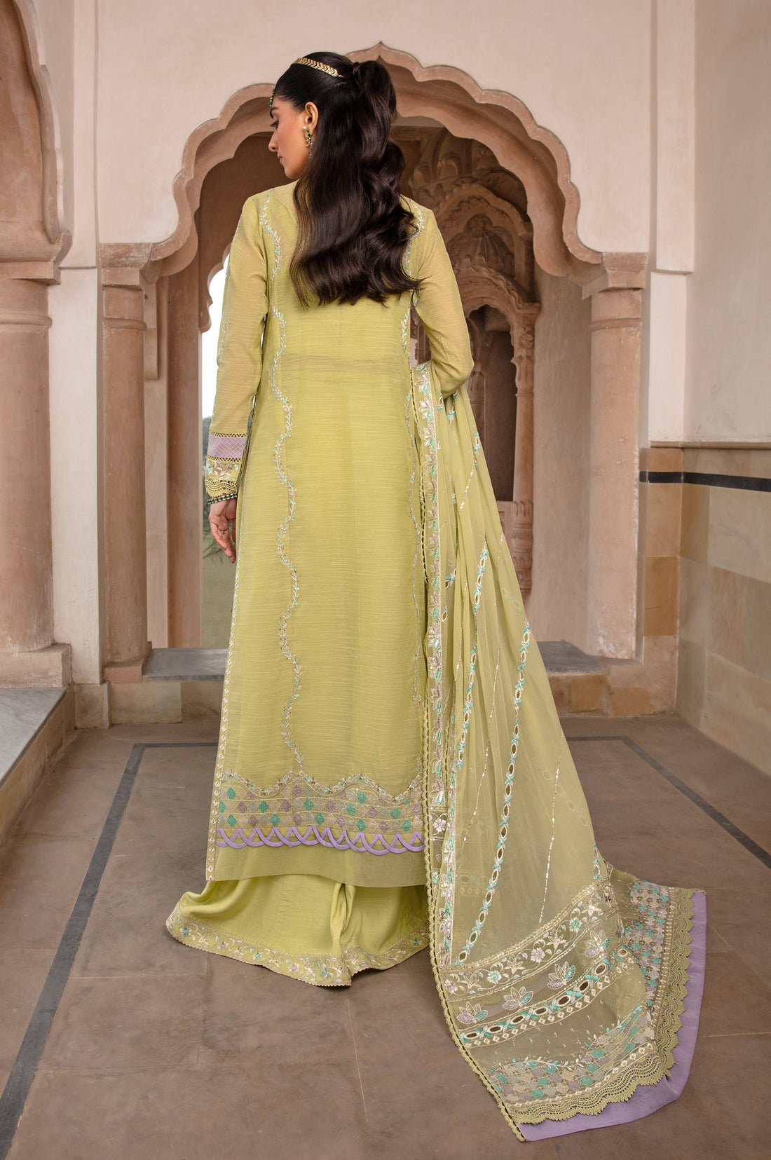 Zeen | Azalea Collection | Leah